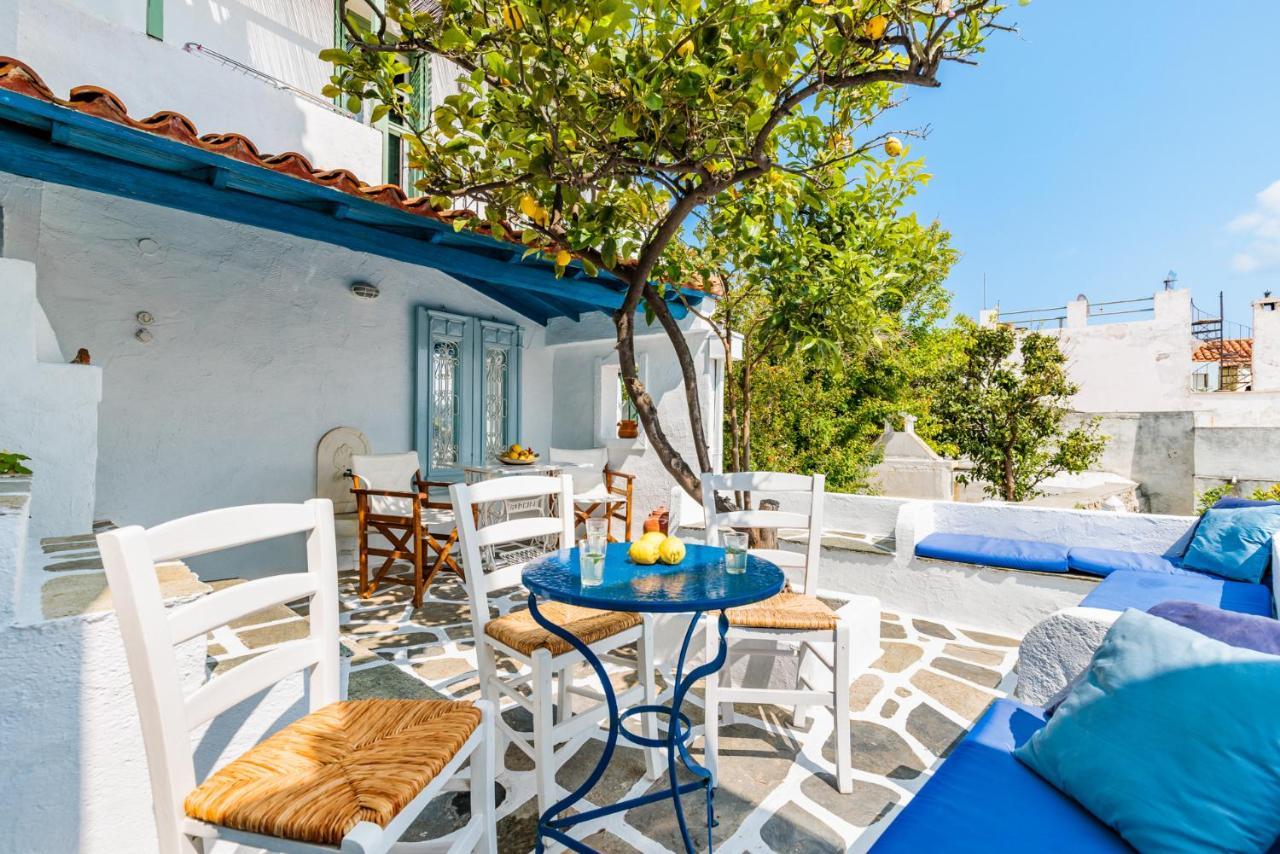 Villa The Lemon Tree House Città di Skopelos Esterno foto