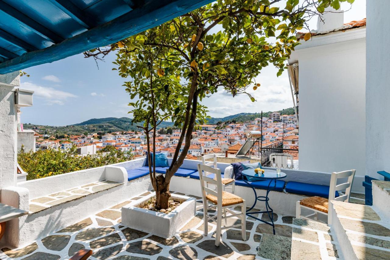 Villa The Lemon Tree House Città di Skopelos Esterno foto