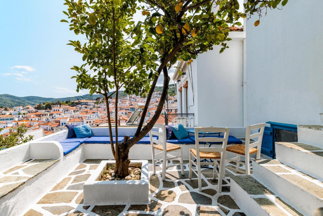 Villa The Lemon Tree House Città di Skopelos Esterno foto